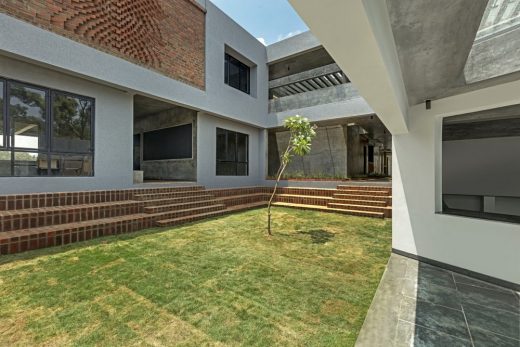 School Building in Bengaluru | www.e-architect.com