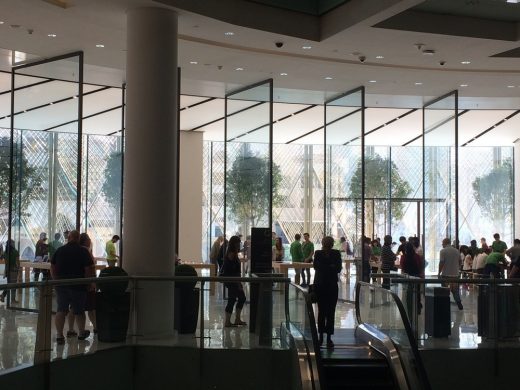 Dubai Mall Apple Store by Foster + Partners | www.e-architect.com