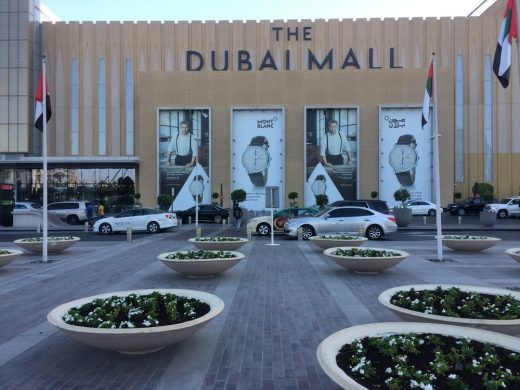 Dubai Mall entrance | www.e-architect.com
