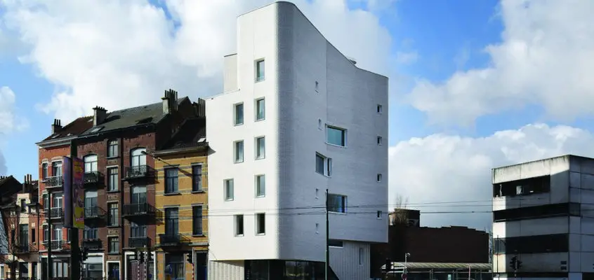 NAVEZ Brussels Building: MSA/V+