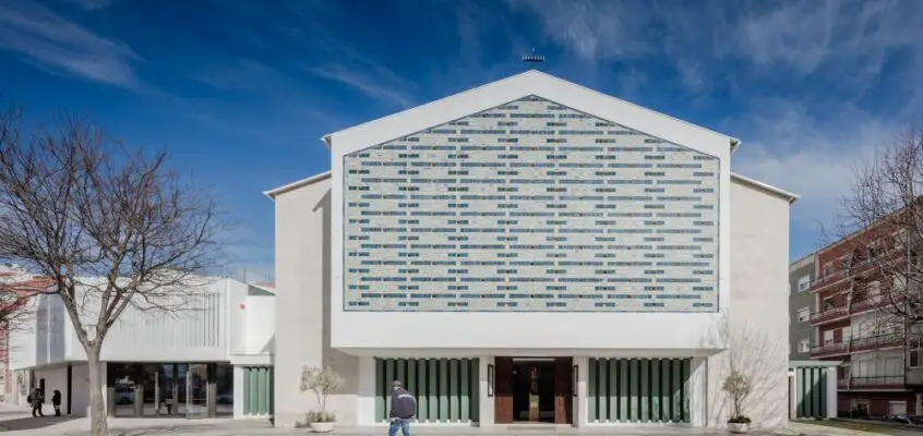 Pastoral Center of Moscavide Building