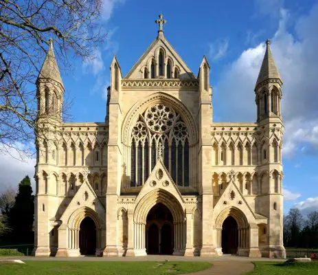 St Albans Cathedral and Abbey Church Building | www.e-architect.com