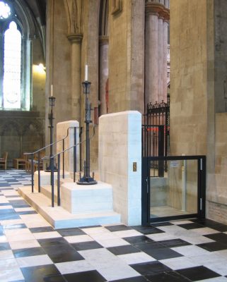 St Albans Cathedral and Abbey Church Building | www.e-architect.com