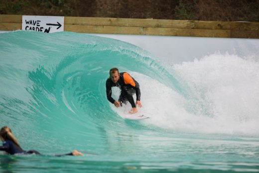 Craigpark Quarry surf and leisure facility