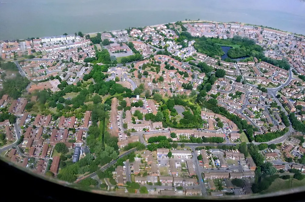 Thamesmead South East London aerial photo | www.e-architect.com