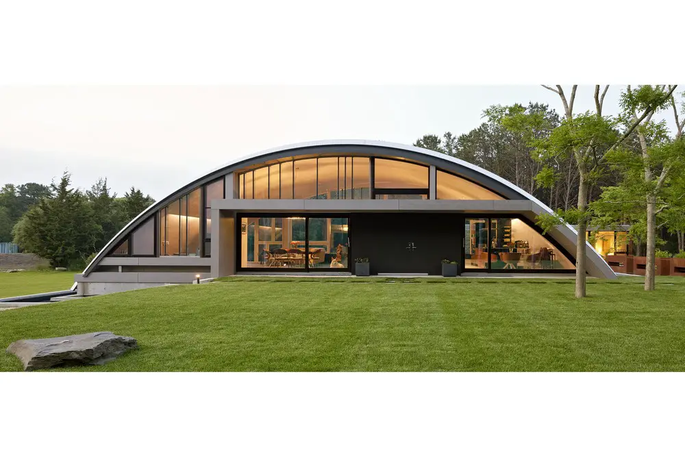 Arc House in East Hampton