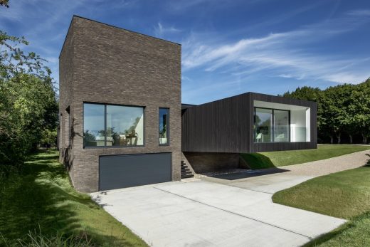 contemporary house in Kent | www.e-architect.com