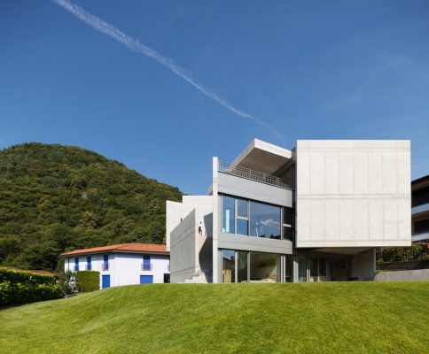 Swiss House XXXIV