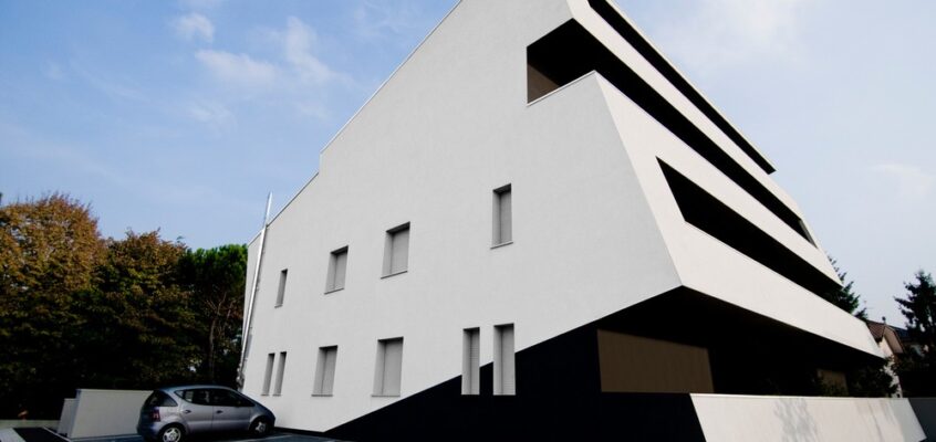 Italian Housing: Residential Property, Apartments