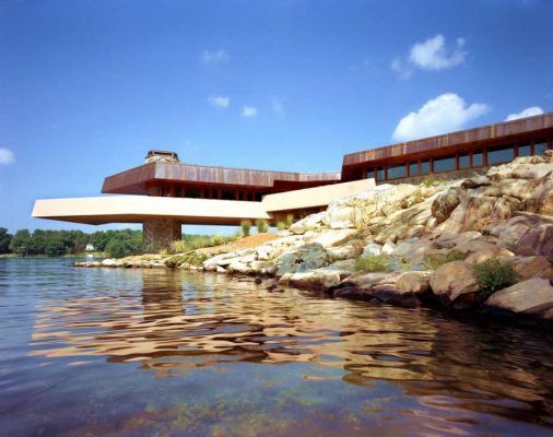 New York island house by Frank Lloyd Wright architect