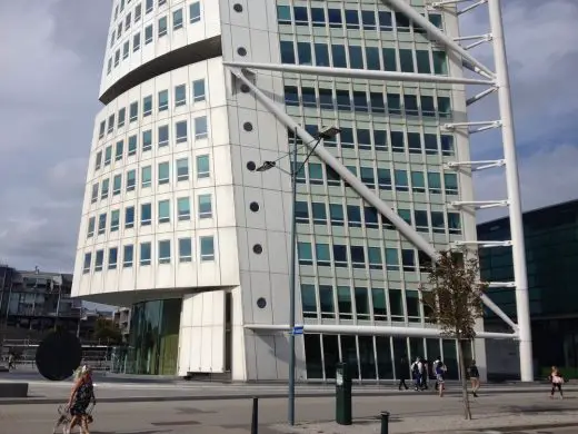 Turning Torso building | www.e-architect.com