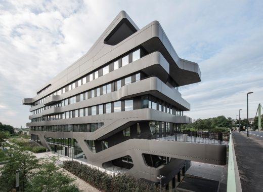 FOM University Düsseldorf Building