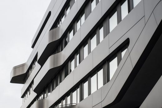 FOM University Düsseldorf Building facade