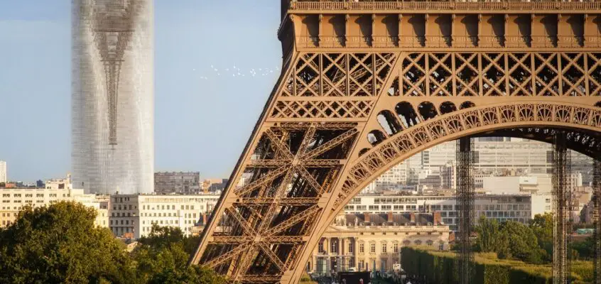 Paris Architecture Tours: Walking Guides