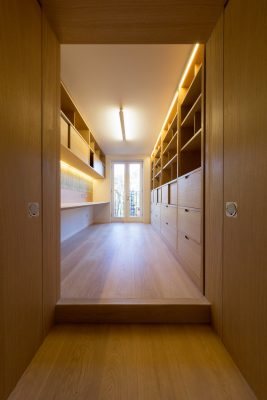 Oak Lined House London wood interior design