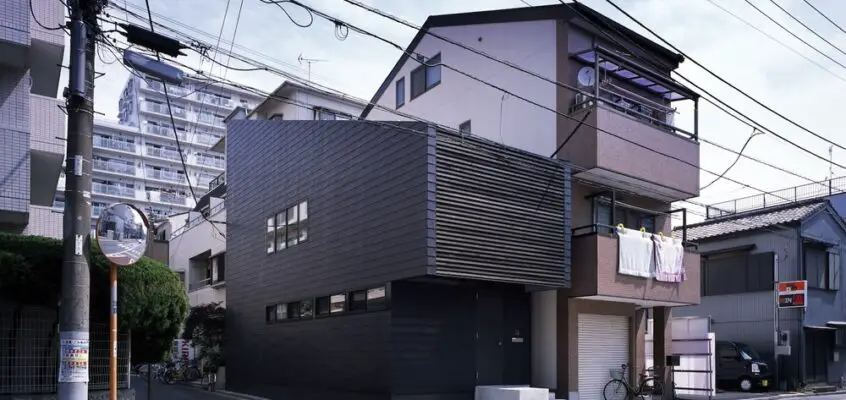 Slide House in Koto Ward, Tokyo Home Interior