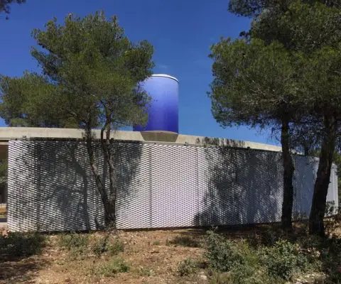 Solo House II near Barcelona by Office KGDVS Architects