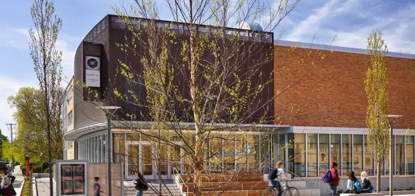 Sophia Gordon Center for the Performing Arts in Salem