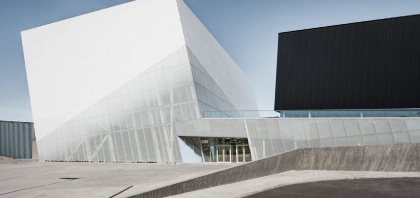 Complexe sportif de Saint-Laurent, Montréal