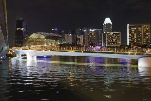 Jubilee Bridge in Singapore