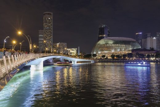 Jubilee Bridge in Singapore