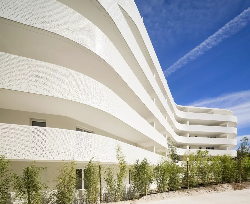 La Barquière Housing Project in Marseille