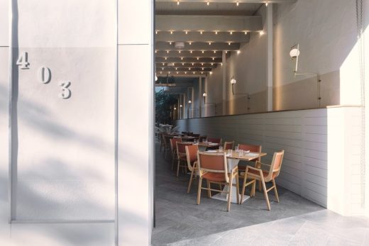 Perles et Paddock Restaurant in Montreal