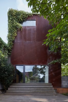 Rusty House in Humpolec