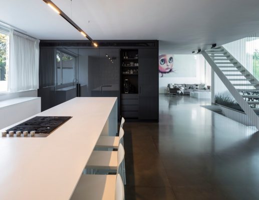 The Black Core House in Tel Aviv by Axelrod Architects