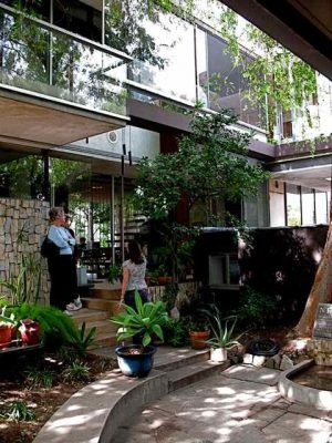 Richard and Dion Neutra VDL Studio/residences