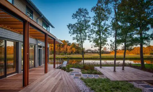 Home on the Intracoastal Waterway in Rehoboth