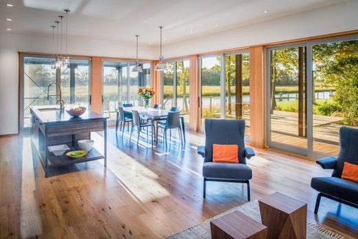 Home on the Intracoastal Waterway in Rehoboth
