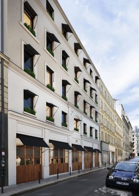 Parister Hotel Building in Paris