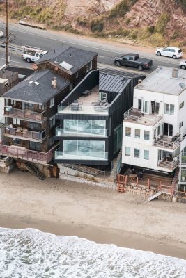 House Noir in Malibu