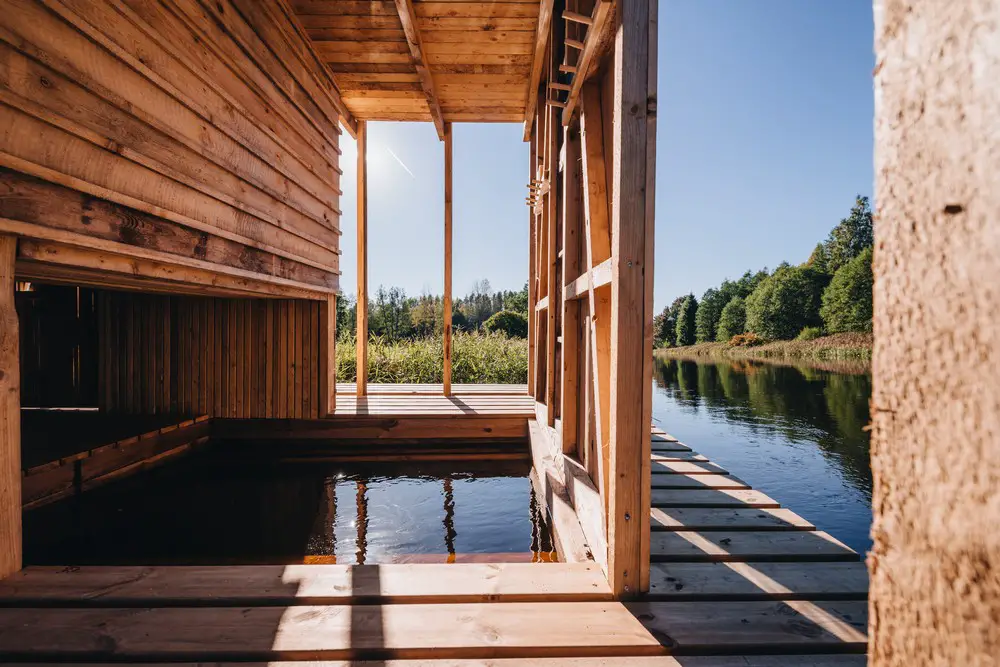 Estonia Developments - Floating Sauna Soomaa Forest