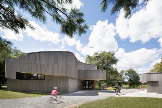 Discovery and Services Center in Iles de Boucherville Sepaq National Park