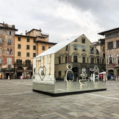 Italian Building News - Domenico Raimondi Installation, Piazza San Michele, Lucca