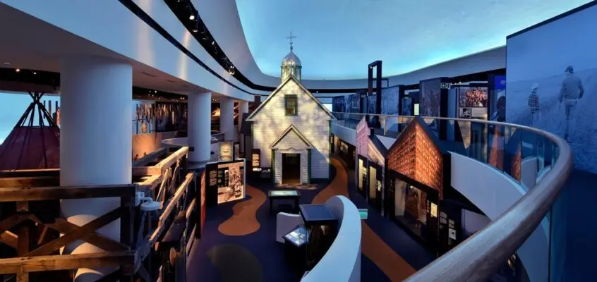 Illuminations of Canadian Museum of History