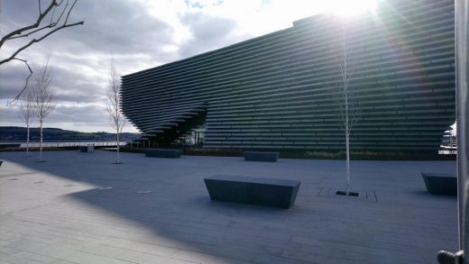 V A Dundee