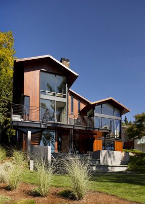 West Mercer Residence, Lake Washington house