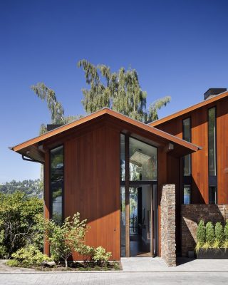 West Mercer Residence, Lake Washington house