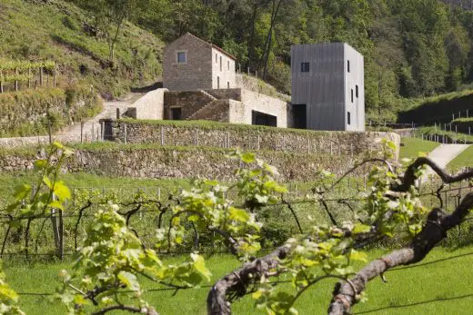 Alvarinho Houses