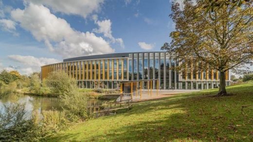 Bradfield Centre, Cambridge Science Park by Aukett Swanke Architects