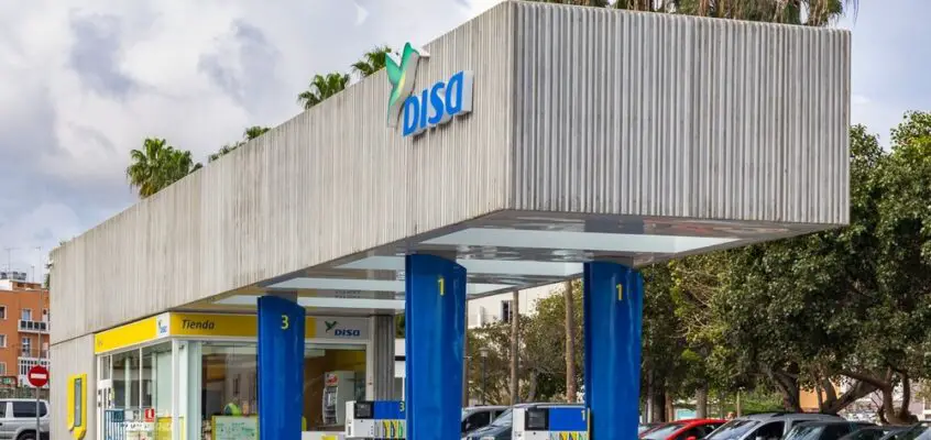 Estación de Servicio: Petrol Station in Las Palmas