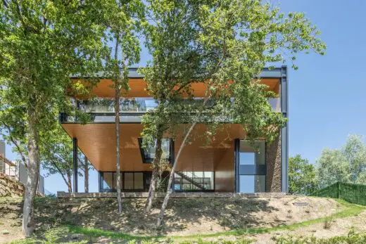 Floating among trees, Bilbao Home