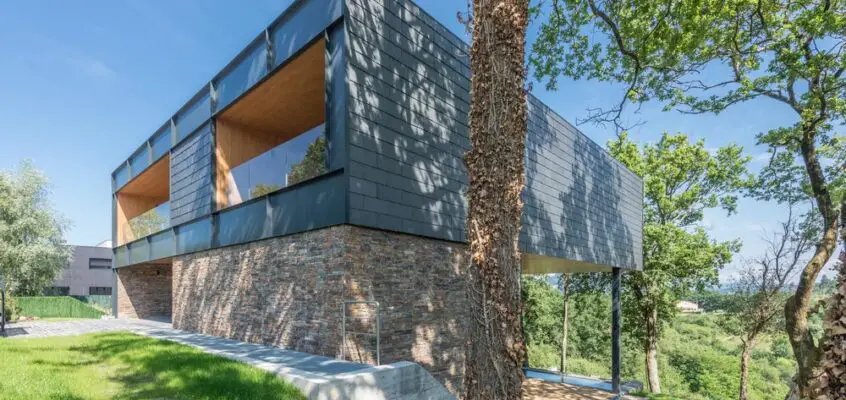 Floating among trees, Bilbao Home