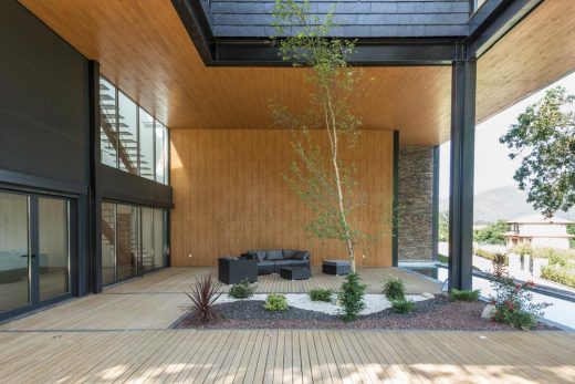 Floating among trees, Bilbao Home