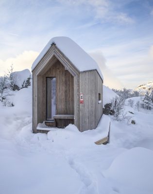 Preikestolen Cabin