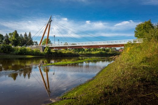 Trois-Soeurs Bridge