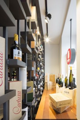 Botts Wine Shop in Viana do Castelo